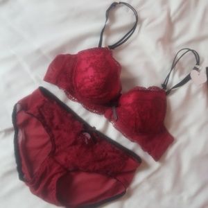 Brand new maroon bra and panty set